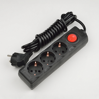 udlinitel-s-gcd3-7b-black-serii-standart-shnur-7m-3-gnezda-s-z-chernyj-tm-uniel